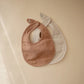 Mushie 2-pack Bib Set Tan/Fog