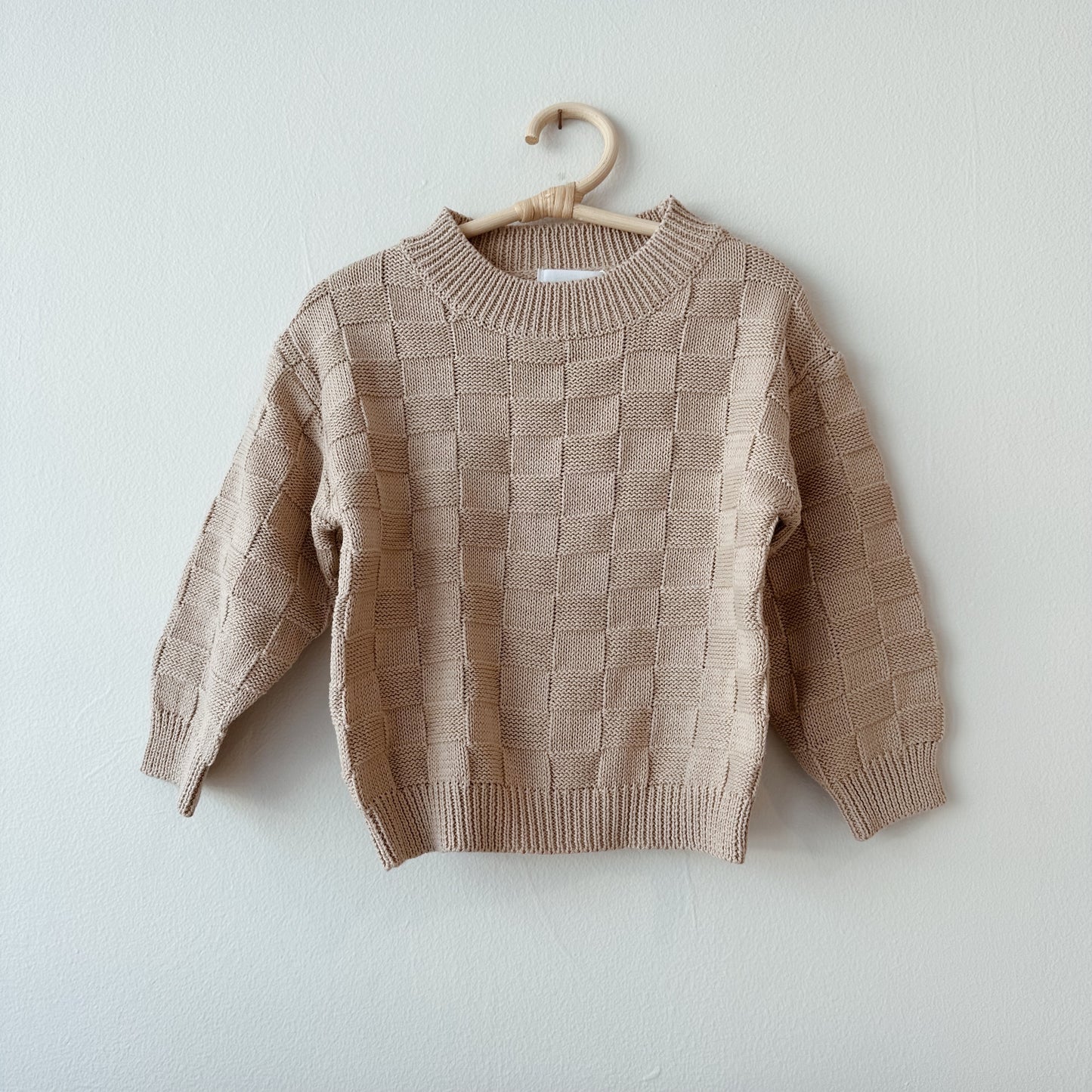 Eadaie Checkered Sweater
