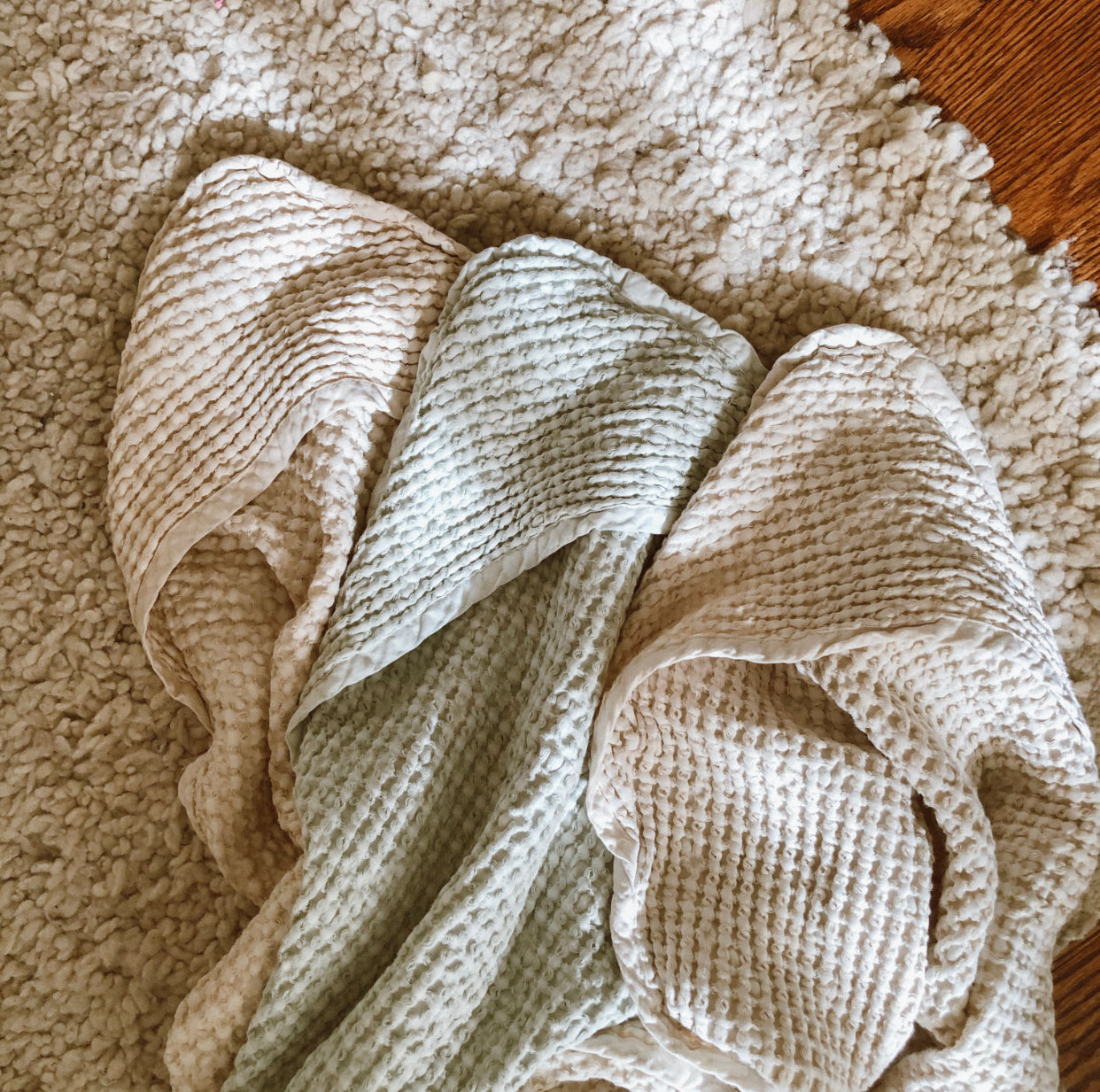 Hooded Waffle Towel (3 colors)